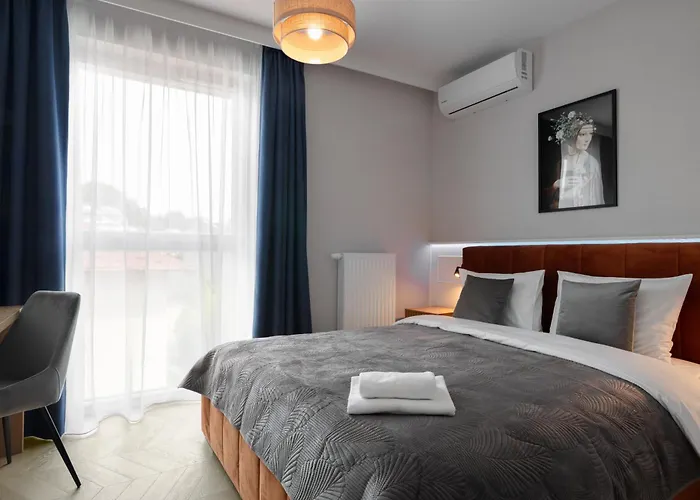 Metropolis Old Town *