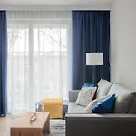 Metropolis Old Town Apartment